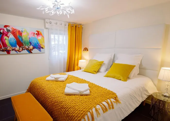 Sunny Suite By Leslodgespa
